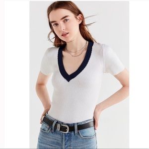 Urban outfitters Cape Cod knit V-neck